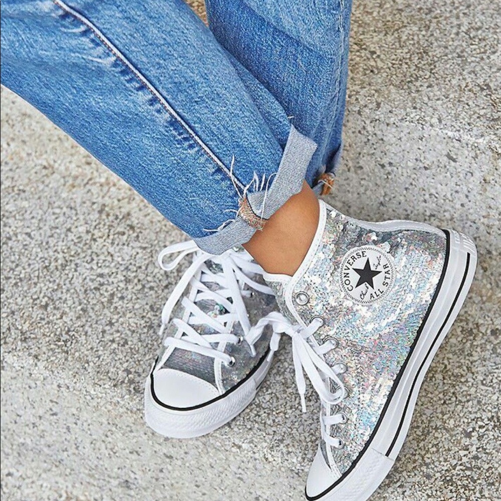 BRAND NEW SILVER CONVERSE